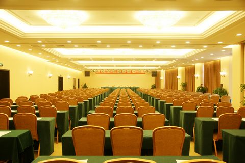 鄭州起薪文化傳播 星級(jí)酒店與專(zhuān)業(yè)會(huì)議服務(wù)的一站式解決方案